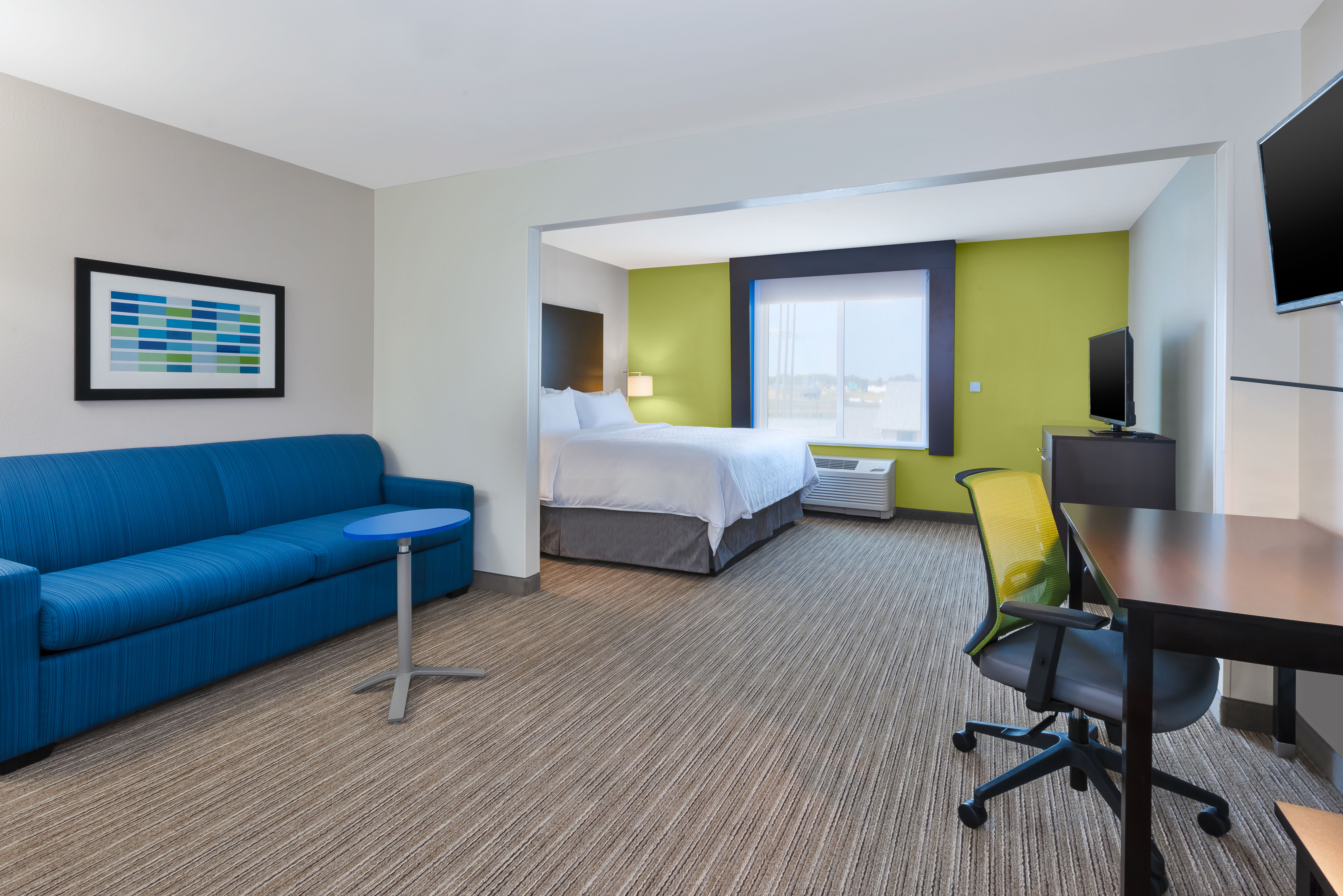 Holiday Inn Express King Suite